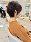 【VIVO】スッキリ収まる襟足くびれショートヘア ショートカット