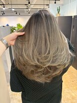 メリー オオサカ(Merly Osaka)&nbsp;milk tea balayage