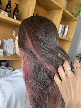 アウラヘアーサロン(aura hair salon) 【Yukie】イヤリングカラー