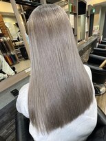 ラピス 横浜(Lapis)&nbsp;シアーシルバーカラーブリーチカラーシールエクステ