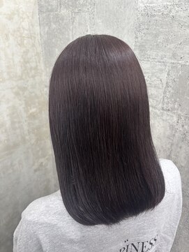 イル(iru) 艶感*ピンクカシス