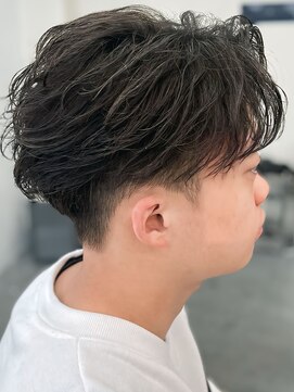 バース バイ ハピネス(BIRTH by happiness) 奈良men'sフェザーパーマフェザーショート