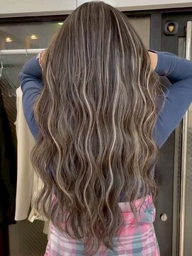 オニキス 原宿(ONYX) r79 40代白髪ぼかしハイライトバレイヤージュイルミナカラー