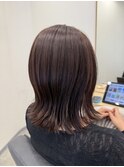 外はねくびれカット×艶ピンクブラウン