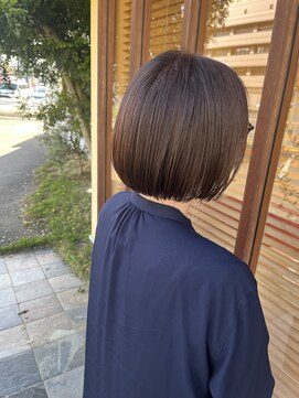 ヘアーブランドジン ティアラ(HAIR BRAND Jin Tiara) 大人ボブ