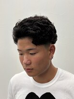アストロ(ASTRO) スパイラルパーマ×ローフェード|ナチュラルメンズパーマ