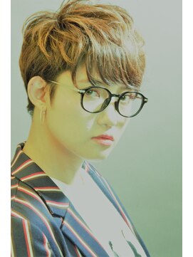 ファヴォリ(favori) 【favori  自由ケ丘】 ボーイッシュガーリー×めがね女子