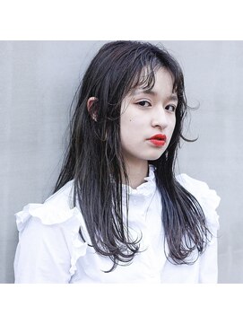 ヘアー アイス ルーチェ(HAIR ICI LUCE) ウェットヘア ナチュラル シンプル ダークカラー