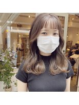 マウロア(MAULOA)&nbsp;" オン眉 韓国風 コテ巻き ロング " ayumi