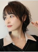 くびれシルエット/大人可愛いネオウルフ/ミディアム/小顔カット