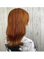 アンダーバーホワイト 南海難波店(_WHITE)&nbsp;【＿white+】オレンジカラー