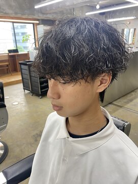 ロンドガルマン 名古屋(Lond GULLMAN) 【LondGULLMAN KAZU】ツイストスパイラルパーマ