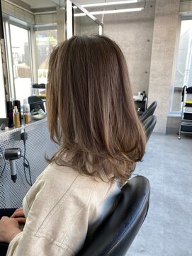 イキ 表参道(iki omotesando) モード/無造作ウェーブ/大人ガーリー[表参道駅]