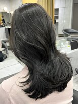 シティ(CITY)&nbsp;オリーブグレージュカラー　ブリーチなし　韓国ヘア