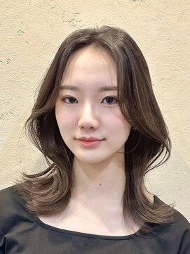 ユニコ(unico) 韓国風/レイヤー/小顔/前髪カット/髪質改善/グレージュ/透明感