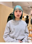ターコイズブルーハイトーンボブ切りっぱなしケアブリーチ渋谷