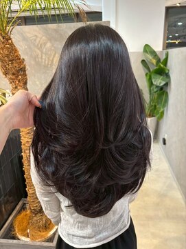 メリー オオサカ(Merly Osaka) 海外レイヤーカット