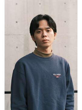 ブークル(boucle) ナチュラルセンターパート　刈り上げないショート