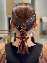 フォーエス(4S)&nbsp;タイト編み下ろし　～結婚式お呼ばれヘアアレンジ～