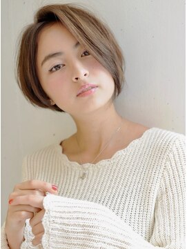 ファナ ブルーム(fha-na bloom) 似合わせカット☆ 大人ガーリー　☆小顔ショート☆