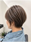 大人ショート×ミルクティーハイライト