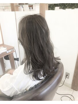 ソッカ(socca) ミディアムアッシュグレー