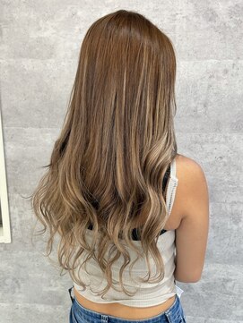 ルーブ トウキョウ(Loob. TOKYO) ナチュラルバレイヤージュ【池袋.髪質改善.インナーカラー】