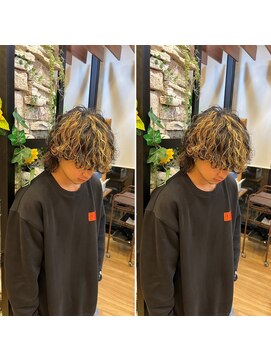 フレンズ 手稲店(friend's) 極太ハイライト×パーマ