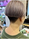 【Neal 新宿/西新宿】　パールホワイト×刈り上げボブ◎