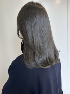 ローネス(LONESS) 柔らかい質感のオリーブグレージュカラー◎