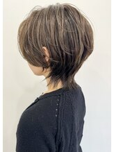 アトリエM 丸みショートウルフ