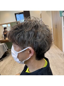 クロエバイラヴィズム 郡山さくら通り店(CLOE by LUVISM) メンズパーマ