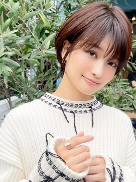 ネイロ 日本橋(NeiRo) 小顔ショートボブハイライトカラー大人ショートカット白髪ぼかし