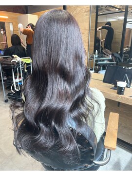 ラックスビーギャラリー なんば駅前店(LUXBE GALLERY) 黒髪/グレージュ/ミルクティーベージュ/髪質改善【難波】