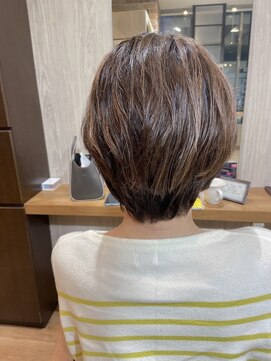 ヴィサージュクルー(VISAGE crew) クセ毛もおさまるショートデザイン！