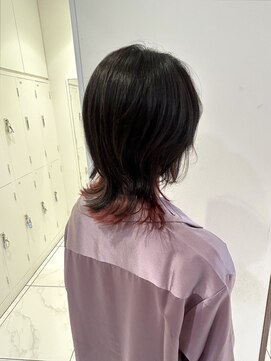 アッシュ 武蔵境店(Ash) ピンクベージュのインナー×ウルフカット