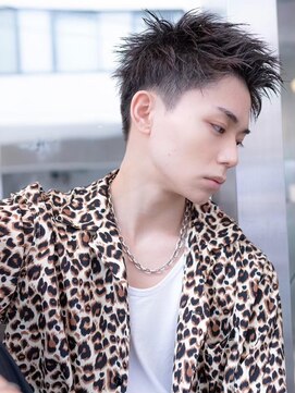 ケアリー 練馬(Carelly) ツイストパーマ七三オールバックマッシュウルフスリークショート