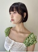 顎ラインのミニボブでスタイルアップ♪