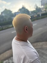ロム(ROM) クロップ×金髪