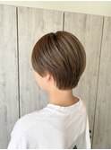 襟足ぱつっとショート×グレージュ