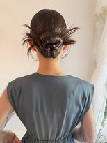 リムネ(RIMUNE)&nbsp;カチモリ／タイトヘア／韓国風ヘアアレンジ