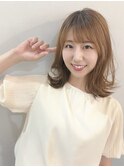 しなやかに揺れる柔らかレイヤーミディ