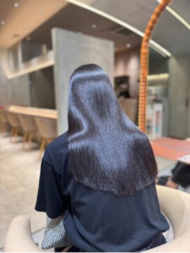 リール 銀座(R'EEL) ラテグレージュ顔周りレイヤーボブ韓国巻き結べるレイヤーカット