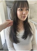 オリーブベージュ