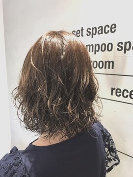 ヘアブランコブランコ 横浜(hair blanco_blanco) 似合わせカット/くびれヘア/デザインカラー/艶ボルドー[横浜駅]