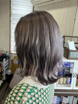 ヘアー リードレス(hair Re:dress)&nbsp;大人可愛いうるツヤ髪透明感外ハネミディグレージュ20代30代