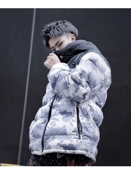 シン(syn) スパイラルパーマツイストスパイラルパーマ 波巻きパーマ