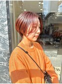 耳掛けショートボブ/襟足束感ショート/アッシュベージュ