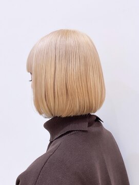 ジーナ 天王寺(Zina) 『ブリーチ2～3回』ホワイトミルクティーベージュ