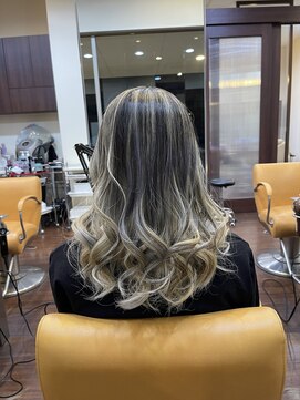 ビューティシモ 入間(Beautissimo) ハイライト　バレイヤージュ